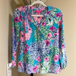 Lily Pulitzer Elsa Top. Size XS. Great Used Condition.
